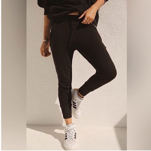 Sincerely Jules x Bandier Women's Jogger Pants Black Size Medium Waist Pockets - Picture 2 of 10